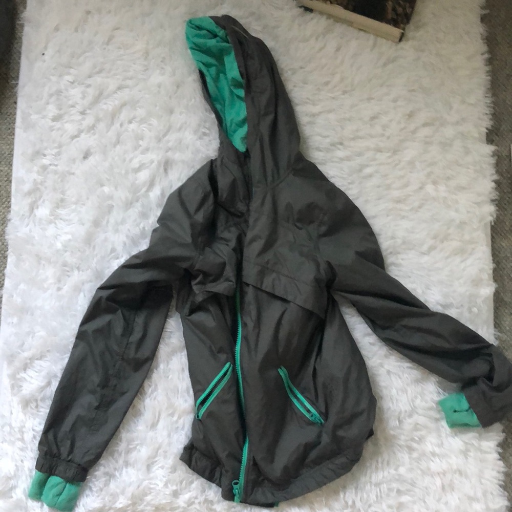 Zip up ivivva